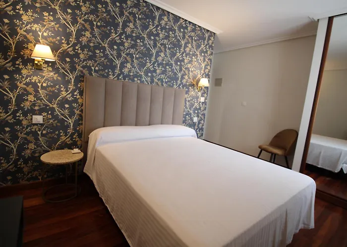 De Adarzo Auto Check 3*