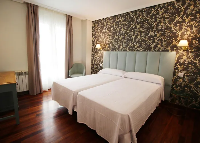 De Adarzo Auto Check Guest house